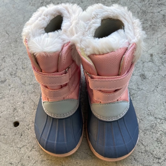 Osh Kosh Boots Oshkosh B'Gosh Toddler Yule Cold
Snow Weather Faux Fur Boot 7 New - Picture 5 of 6